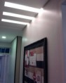 /album/galeria%20de%20fotos%3a%20ilumina%c3%a7%c3%a3o%20em%20vidros%20jateados%20no%20gesso/corredor-2-jpg/